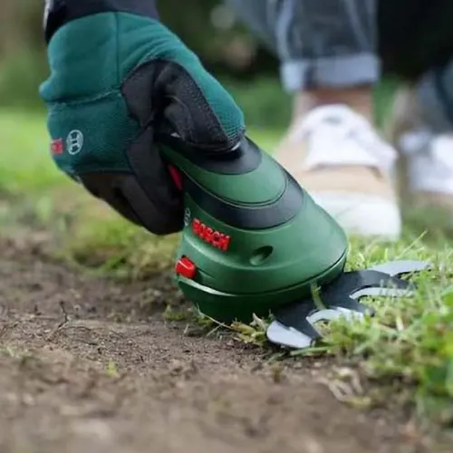 Bosch Isio 3 аккумуляторные ножницы (1 x 1.5 Ач, ЗУ) со штангой, 0600833109